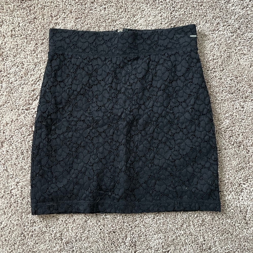 Garage skirt